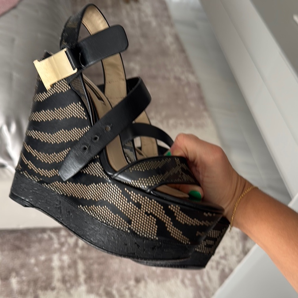Roberto Cavalli Black and Tan Wedges